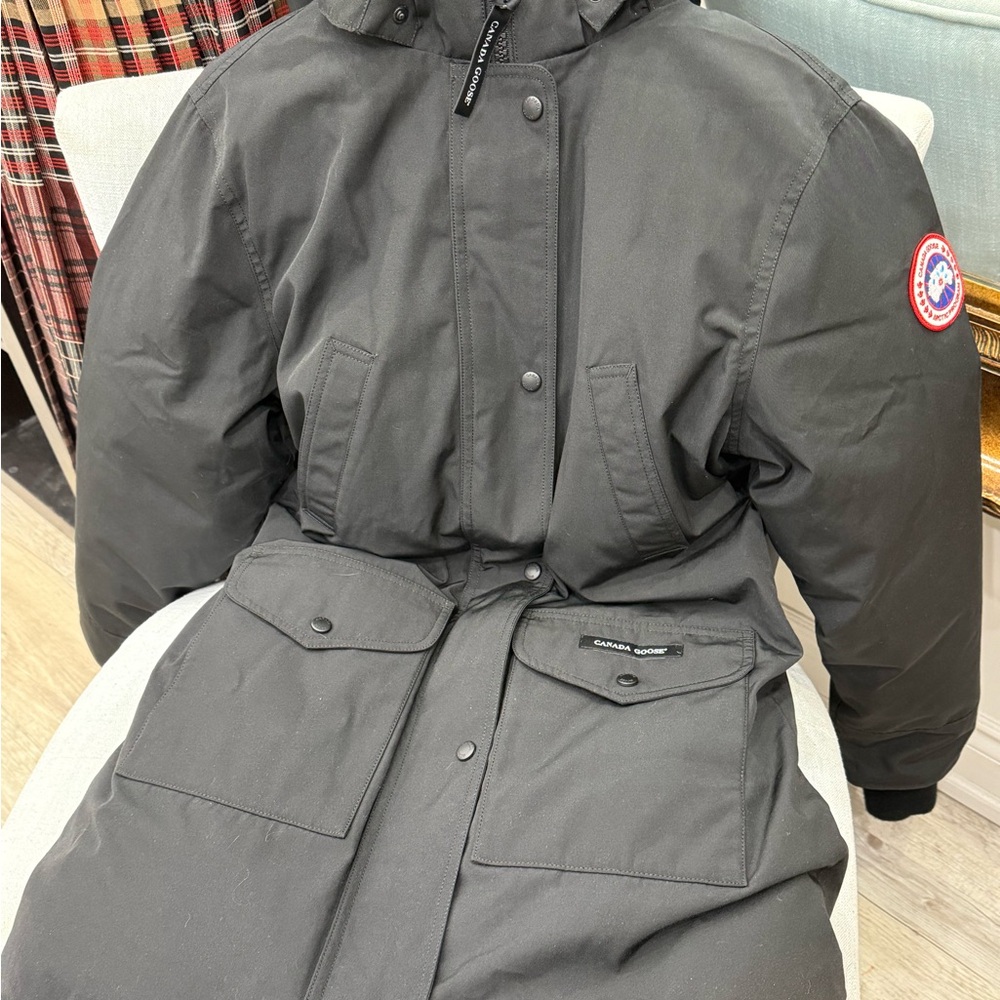 Canada Goose Women's Black Ski Jacket